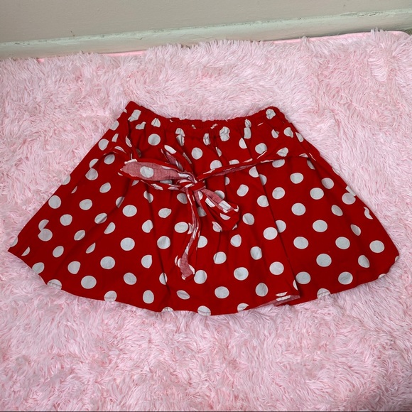 red and white polka dot skirt minnie mouse